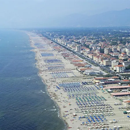Casa Imma By Interhome Ferienhaus Viareggio